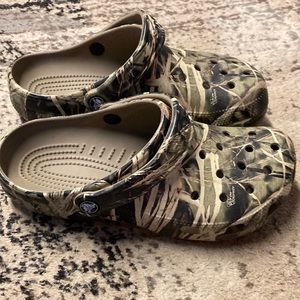 Realtree Crocs